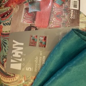 Comforter set with curtains included